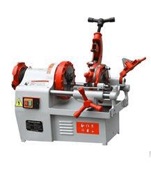 Maq. roscadora de tubo